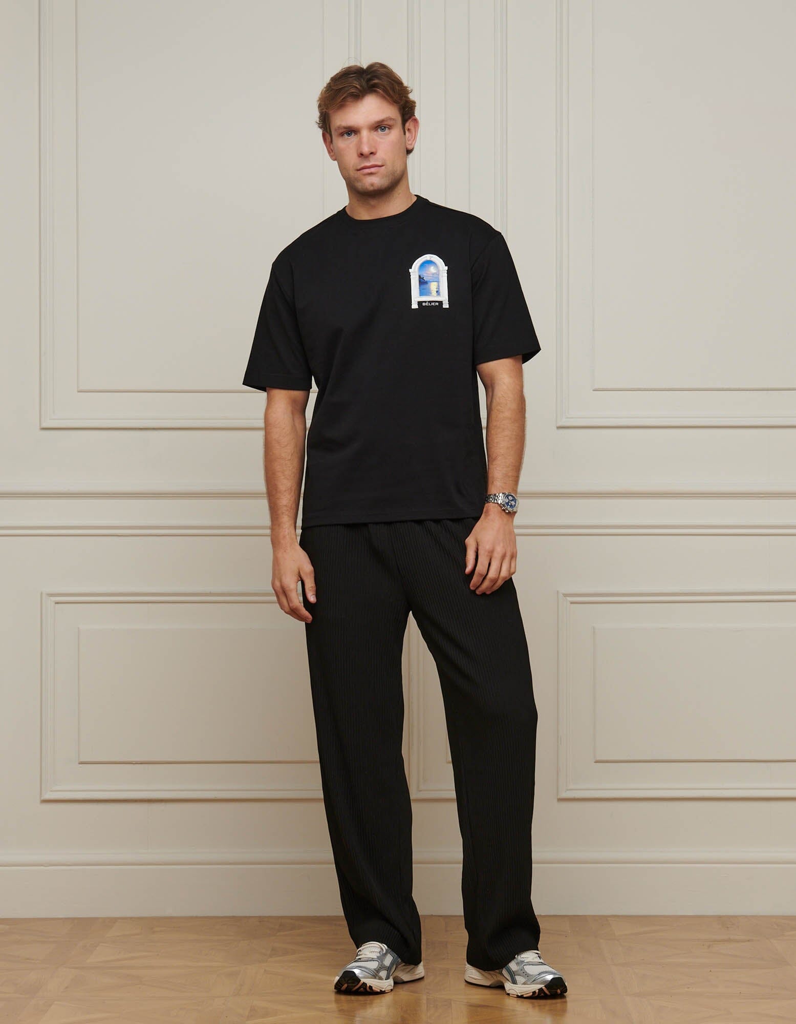 Black Como Dusk Arch T-Shirt