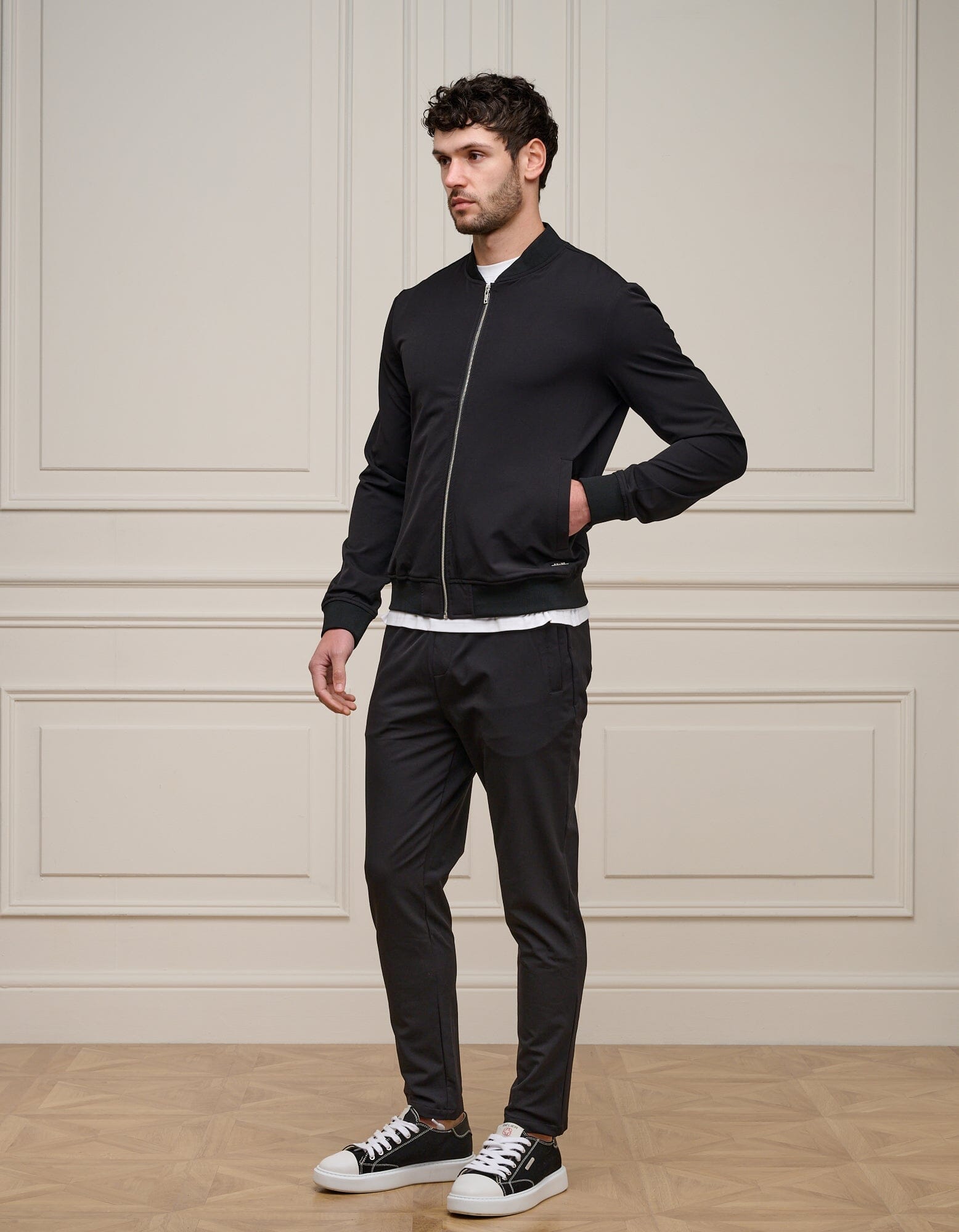 Traveller Bomber Jacket Black