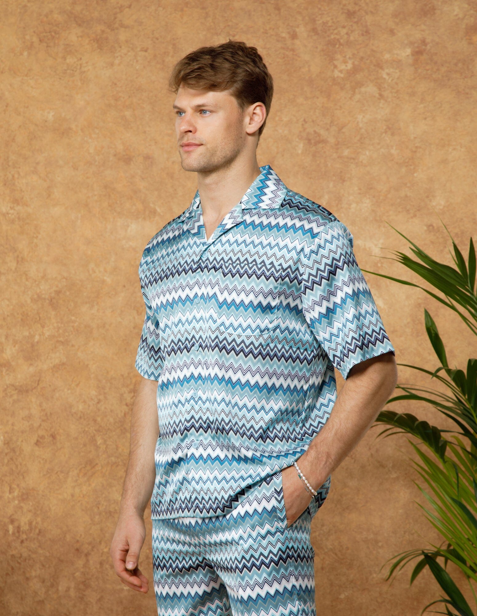 Blue/Green/White Zag Print Shirt