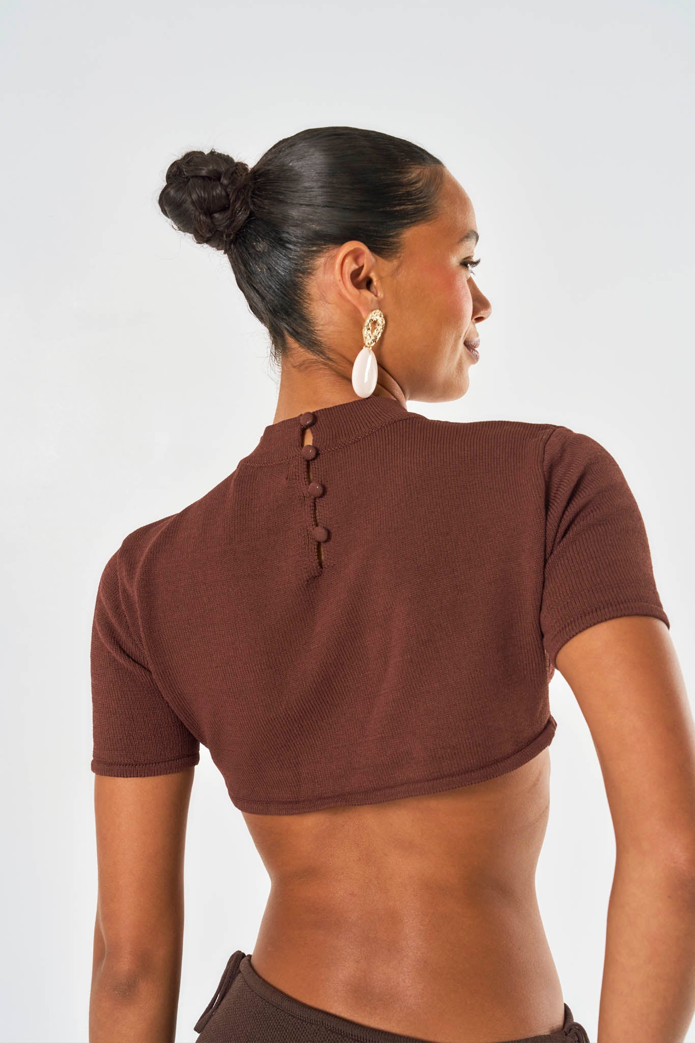 Ivy Cropped Mock Neck Top - Brown