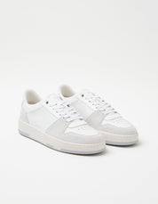 White/White Court Trainer